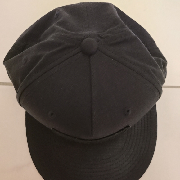 DC Shoes Adjustable Hat - Picture 2 of 11